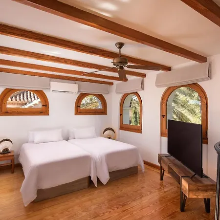 Cubo's Mountain Bayview Luxury *