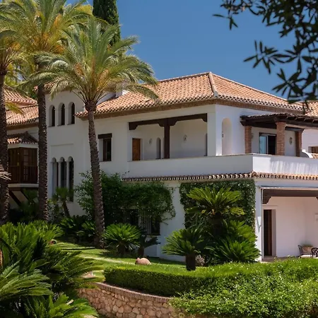 Cubo's Mountain Bayview Luxury *