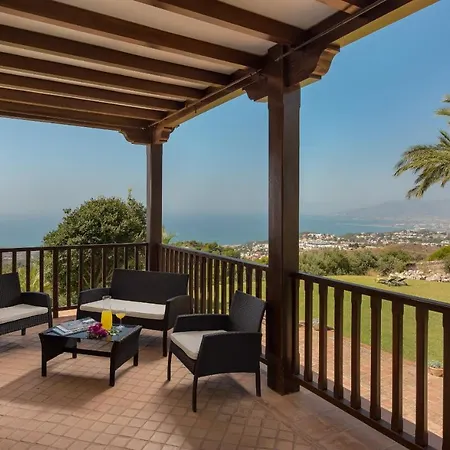 Cubo's Mountain Bayview Luxury *