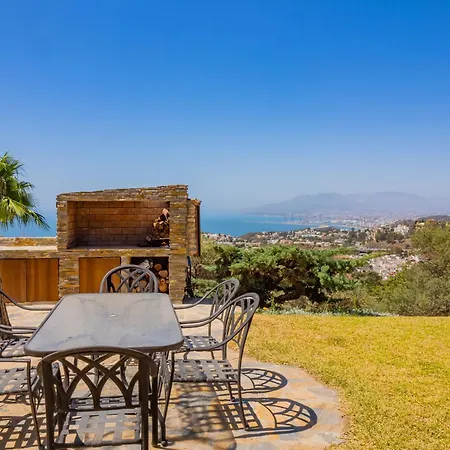 Cubo's Mountain Bayview Luxury Màlaga
